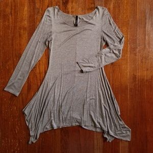 3/$15 EUC Lightweight Grey Shark Bite Dress